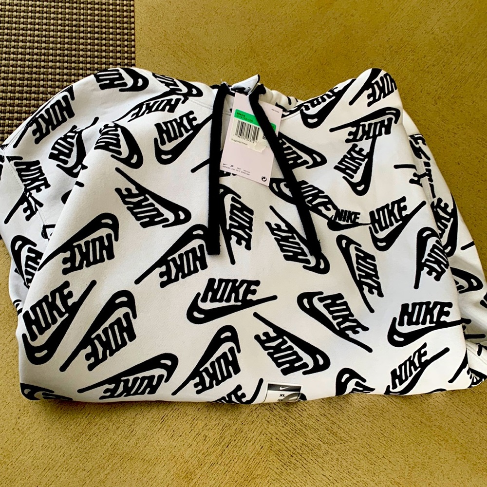 Brand new Nike print hoodie